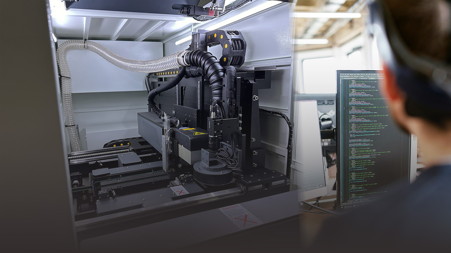 Interior de um equipamento de automação e marcação Vanstron